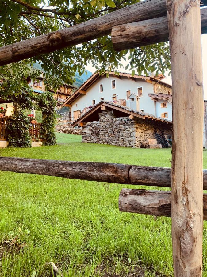 Apartamento Lo Paglier - Le Four Des Alpes Rhemes-Saint-Georges Exterior foto